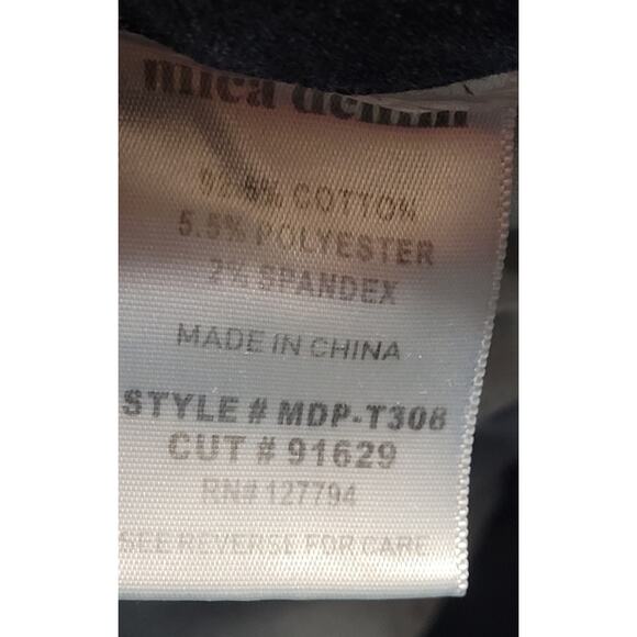 Mica Los Angeles Low-Rise Cropped Distressed Jeans w Raw hems Womens Sz 26 - Picture 9 of 10